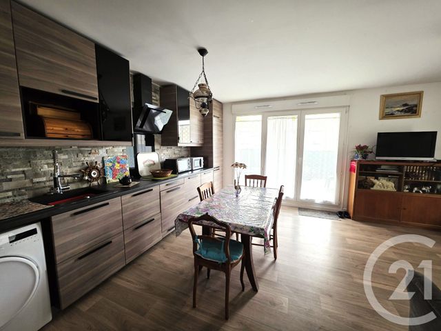 Appartement F2 à vendre - 3 pièces - 59.37 m2 - ST SOUPPLETS - 77 - ILE-DE-FRANCE - Century 21 Sp Immobilier