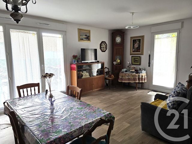 Appartement F2 à vendre - 3 pièces - 59.37 m2 - ST SOUPPLETS - 77 - ILE-DE-FRANCE - Century 21 Sp Immobilier