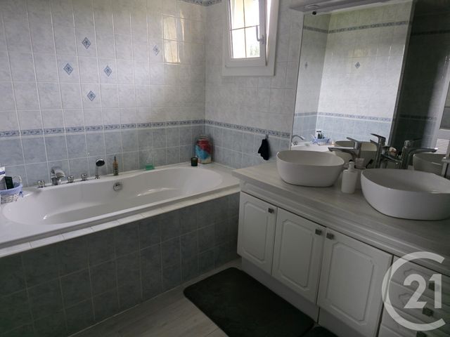 maison à vendre - 5 pièces - 155.0 m2 - ST PATHUS - 77 - ILE-DE-FRANCE - Century 21 Sp Immobilier