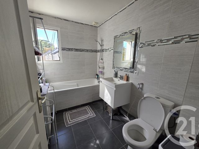 maison à vendre - 4 pièces - 80.7 m2 - MARCHEMORET - 77 - ILE-DE-FRANCE - Century 21 Sp Immobilier