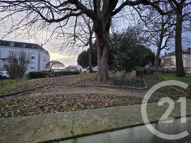 Appartement Studio à vendre - 1 pièce - 30.0 m2 - ST SOUPPLETS - 77 - ILE-DE-FRANCE - Century 21 Sp Immobilier