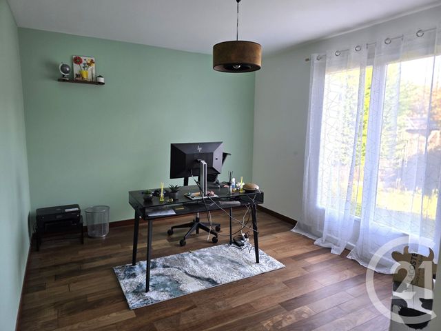 maison à vendre - 6 pièces - 242.7 m2 - ST PATHUS - 77 - ILE-DE-FRANCE - Century 21 Sp Immobilier